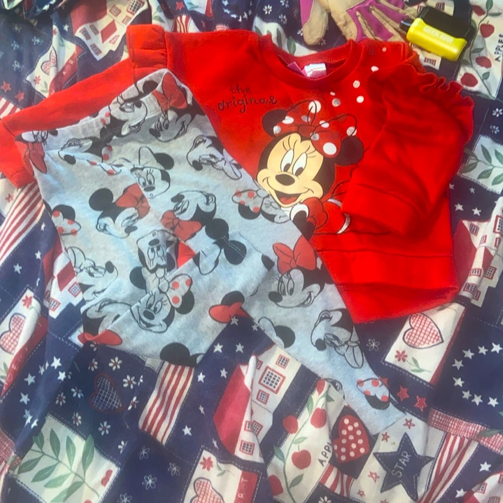 Micky Mouse 3T. Gently used.
